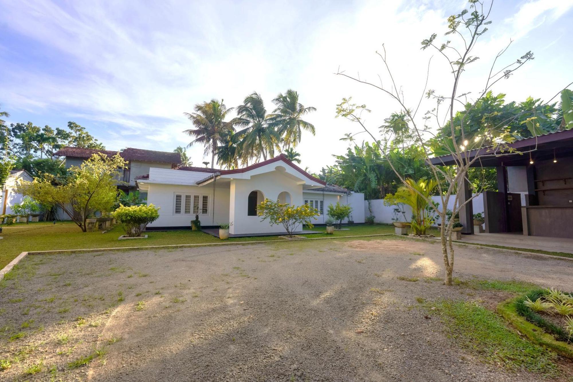 The Embrace Villa Matara Bagian luar foto